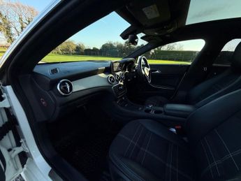 MERCEDES-BENZ CLA 2.1 CLA220 CDI Sport Coupe 4dr Diesel 7G-DCT Euro 6 (s/s) (170 p