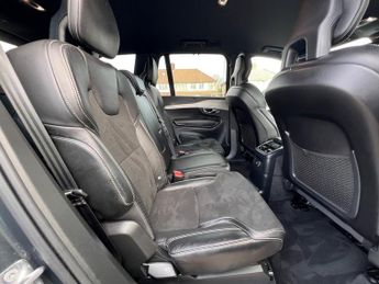 VOLVO XC90 2.0h T8 Twin Engine 11.6kWh R-Design Auto 4WD Euro 6 (s/s) 5dr