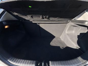 KIA CEED 1.6 2 Hatchback 5dr Petrol Auto Euro 5 (124 bhp)