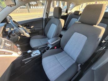 KIA CEED 1.6 2 Hatchback 5dr Petrol Auto Euro 5 (124 bhp)