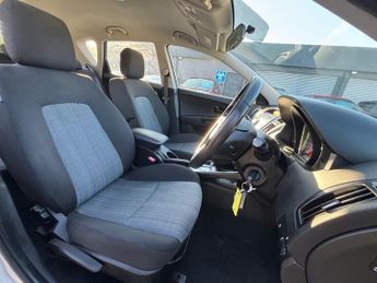 KIA CEED 1.6 2 Hatchback 5dr Petrol Auto Euro 5 (124 bhp)