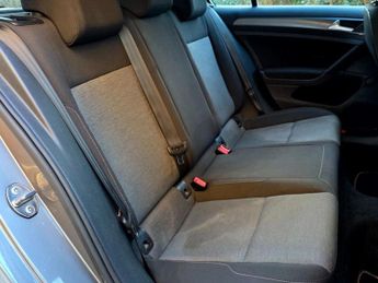 VOLKSWAGEN GOLF 1.6 TDI BlueMotion Tech S Hatchback 5dr Diesel Manual Euro 5 (s/