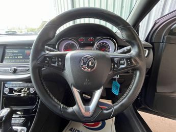 VAUXHALL ASTRA 1.6 CDTi BlueInjection SRi Hatchback 5dr Diesel Auto Euro 6 (136