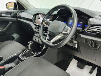 VOLKSWAGEN T-CROSS 1.0 TSI Black Edition SUV 5dr Petrol DSG Euro 6 (s/s) (110 ps)