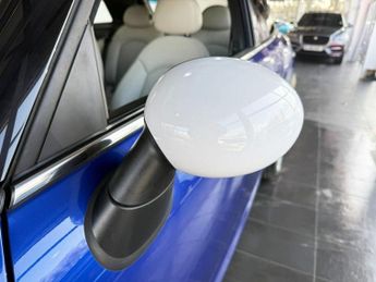 MINI COOPER 2.0 Cooper SD SUV 3dr Diesel Auto ALL4 Euro 5 (143 ps) F/S/H! 2 