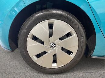 VOLKSWAGEN ID.3 Pro Performance 58kWh Life Hatchback 5dr Electric Auto (204 ps)