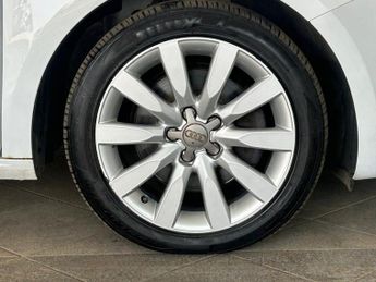 AUDI A1 1.4 TFSI Sport Sportback 5dr Petrol S Tronic Euro 5 (s/s) (122 p