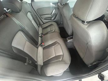 AUDI A1 1.4 TFSI Sport Sportback 5dr Petrol S Tronic Euro 5 (s/s) (122 p