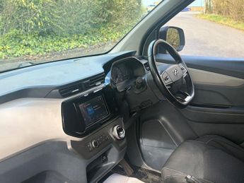 MAXUS EDELIVER 3 35kWh Panel Van 5dr Electric Auto FWD L1 (122 ps)