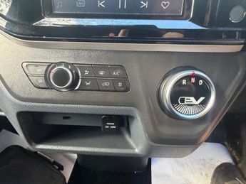 MAXUS EDELIVER 3 35kWh Panel Van 5dr Electric Auto FWD L1 (122 ps)