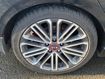 KIA CEED 1.6 T-GDi GT Hatchback 5dr Petrol DCT Euro 6 (s/s) (201 bhp)