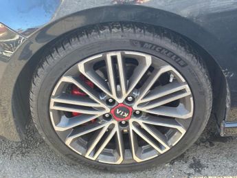 KIA CEED 1.6 T-GDi GT Hatchback 5dr Petrol DCT Euro 6 (s/s) (201 bhp)