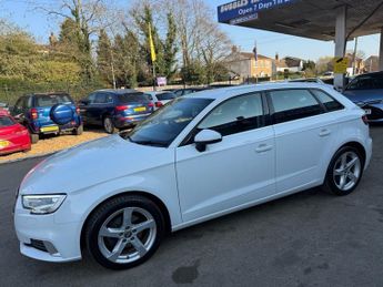 AUDI A3 1.5 TFSI CoD 35 Sport Sportback 5dr Petrol S Tronic Euro 6 (s/s)