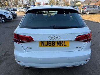 AUDI A3 1.5 TFSI CoD 35 Sport Sportback 5dr Petrol S Tronic Euro 6 (s/s)