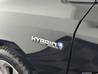 TOYOTA AURIS 1.8 VVT-h Excel Hatchback 5dr Petrol Hybrid CVT Euro 6 (s/s) (Sa