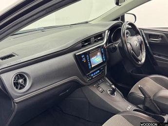 TOYOTA AURIS 1.8 VVT-h Excel Hatchback 5dr Petrol Hybrid CVT Euro 6 (s/s) (Sa