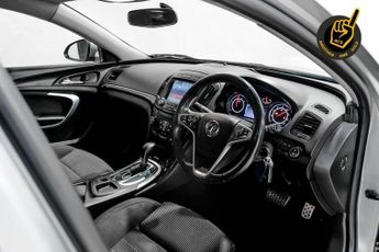 VAUXHALL INSIGNIA 2.0 CDTi SRi Nav Hatchback 5dr Diesel Auto Euro 5 (163 ps)