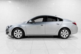 VAUXHALL INSIGNIA 2.0 CDTi SRi Nav Hatchback 5dr Diesel Auto Euro 5 (163 ps)