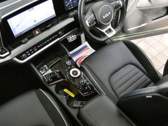 KIA SPORTAGE 1.6 T-GDi 13.8kWh GT-Line S SUV 5dr Petrol Plug-in Hybrid Auto A