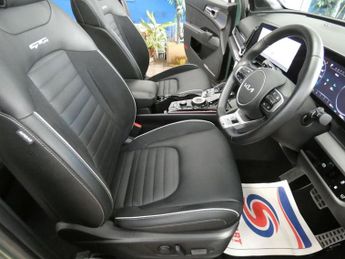 KIA SPORTAGE 1.6 T-GDi 13.8kWh GT-Line S SUV 5dr Petrol Plug-in Hybrid Auto A