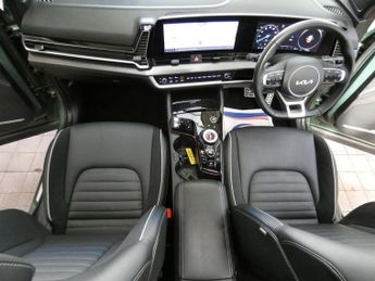 KIA SPORTAGE 1.6 T-GDi 13.8kWh GT-Line S SUV 5dr Petrol Plug-in Hybrid Auto A