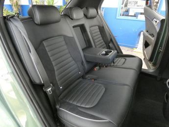 KIA SPORTAGE 1.6 T-GDi 13.8kWh GT-Line S SUV 5dr Petrol Plug-in Hybrid Auto A