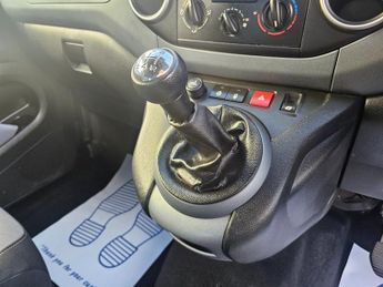 PEUGEOT PARTNER TEPEE 1.6 VTi Tepee S MPV 5dr Petrol Manual (169 g/km, 120 bhp)