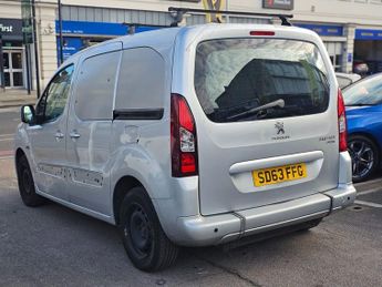 PEUGEOT PARTNER TEPEE 1.6 VTi Tepee S MPV 5dr Petrol Manual (169 g/km, 120 bhp)
