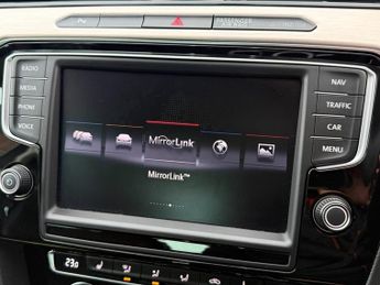 VOLKSWAGEN PASSAT 2.0 BiTDI BlueMotion Tech GT Saloon 4dr Diesel DSG 4Motion Euro 