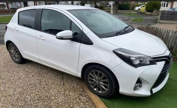 Toyota Yaris 1.0 VVT-i Icon Hatchback 5dr Petrol Manual Euro 6 (69 ps)