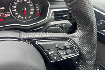 AUDI A4 2.0 TFSI 35 Black Edition Saloon 4dr Petrol S Tronic Euro 6 (s/s