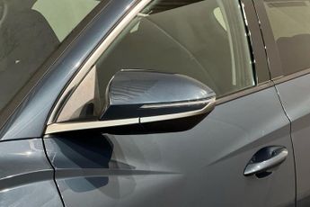 HYUNDAI TUCSON 1.6 h T-GDi Premium SUV 5dr Petrol Hybrid Auto Euro 6 (s/s) (230