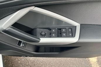 AUDI Q3 1.4 TFSIe 45 Technik SUV 5dr Petrol Plug-in Hybrid S Tronic Euro