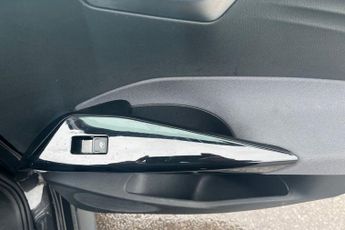 VOLKSWAGEN ID.3 Pro Performance 58kWh Life Hatchback 5dr Electric Auto (204 ps) 