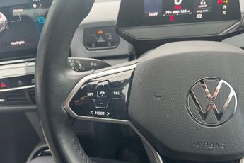 VOLKSWAGEN ID.3 Pro Performance 58kWh Life Hatchback 5dr Electric Auto (204 ps) 