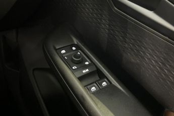 CUPRA BORN 58kWh V3 Hatchback 5dr Electric Auto (204 ps) Front / Rear Park 