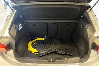 CUPRA BORN 58kWh V3 Hatchback 5dr Electric Auto (204 ps) Front / Rear Park 