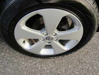 VAUXHALL MOKKA X 1.4i Turbo Design Nav SUV 5dr Petrol Automatic Euro 6 (140 ps)