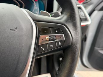 BMW 3 SERIES 2.0 330e 12kWh SE Pro Saloon 4dr Petrol Plug-in Hybrid Auto Euro