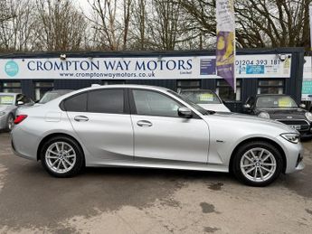BMW 3 SERIES 2.0 330e 12kWh SE Pro Saloon 4dr Petrol Plug-in Hybrid Auto Euro