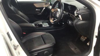 MERCEDES-BENZ A-CLASS 1.3 A180 AMG Line (Premium 2) Hatchback 5dr Petrol 7G-DCT Euro 6