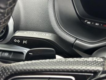 AUDI Q2 1.5 TFSI CoD 35 Black Edition SUV 5dr Petrol S Tronic Euro 6 (s/