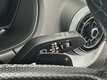 AUDI Q2 1.5 TFSI CoD 35 Black Edition SUV 5dr Petrol S Tronic Euro 6 (s/