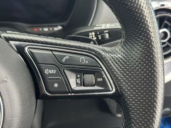 AUDI Q2 1.5 TFSI CoD 35 Black Edition SUV 5dr Petrol S Tronic Euro 6 (s/