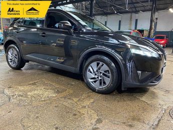 Nissan Qashqai 1.3 DIG-T MHEV Acenta Premium SUV 5dr Petrol Hybrid Manual Euro 