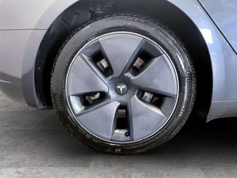 TESLA Model 3 Saloon 4dr Electric Auto RWD (241 bhp)
