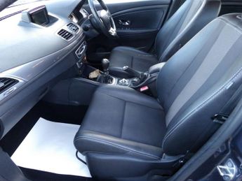 RENAULT MEGANE 1.5 dCi Dynamique Nav Hatchback 5dr Diesel Manual Euro 6 (s/s) (