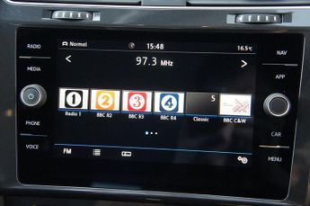 VOLKSWAGEN GOLF 1.5 TSI EVO SE Nav Hatchback 5dr Petrol DSG Euro 6 (s/s) (130 ps