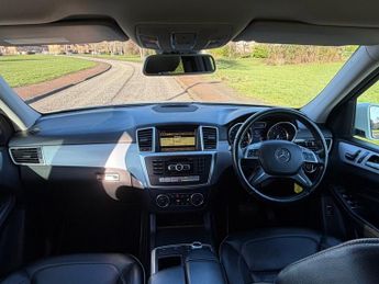 MERCEDES-BENZ M-CLASS 3.0 ML350 V6 BlueTEC Sport SUV 5dr Diesel G-Tronic 4WD Euro 6 (s