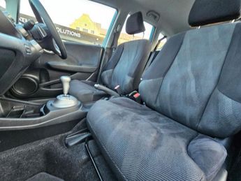 HONDA JAZZ 1.4 i-VTEC ES Hatchback 5dr Petrol i SHIFT Euro 4 (100 ps)